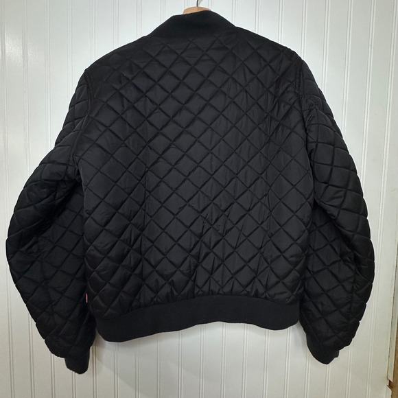 Levi's‎ Women's Black Quilted Bomber Jacket Sherpa Lined Snap Front Size Small - Picture 13 of 14